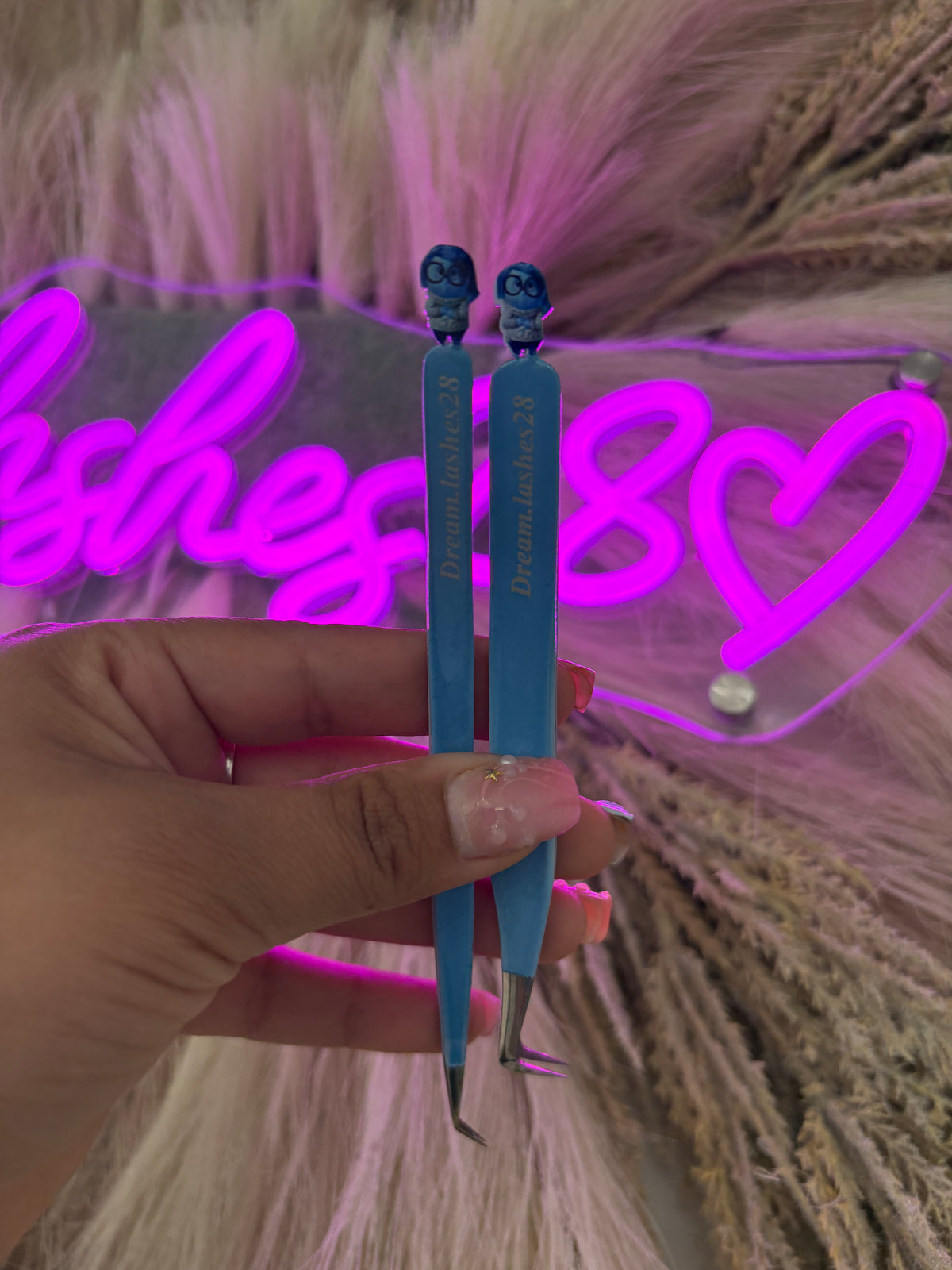 Sadness tweezers