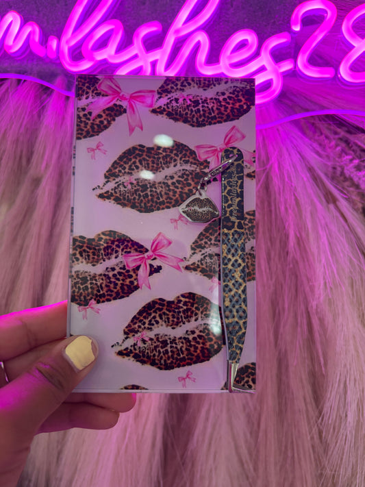 Cheetah lips 👄